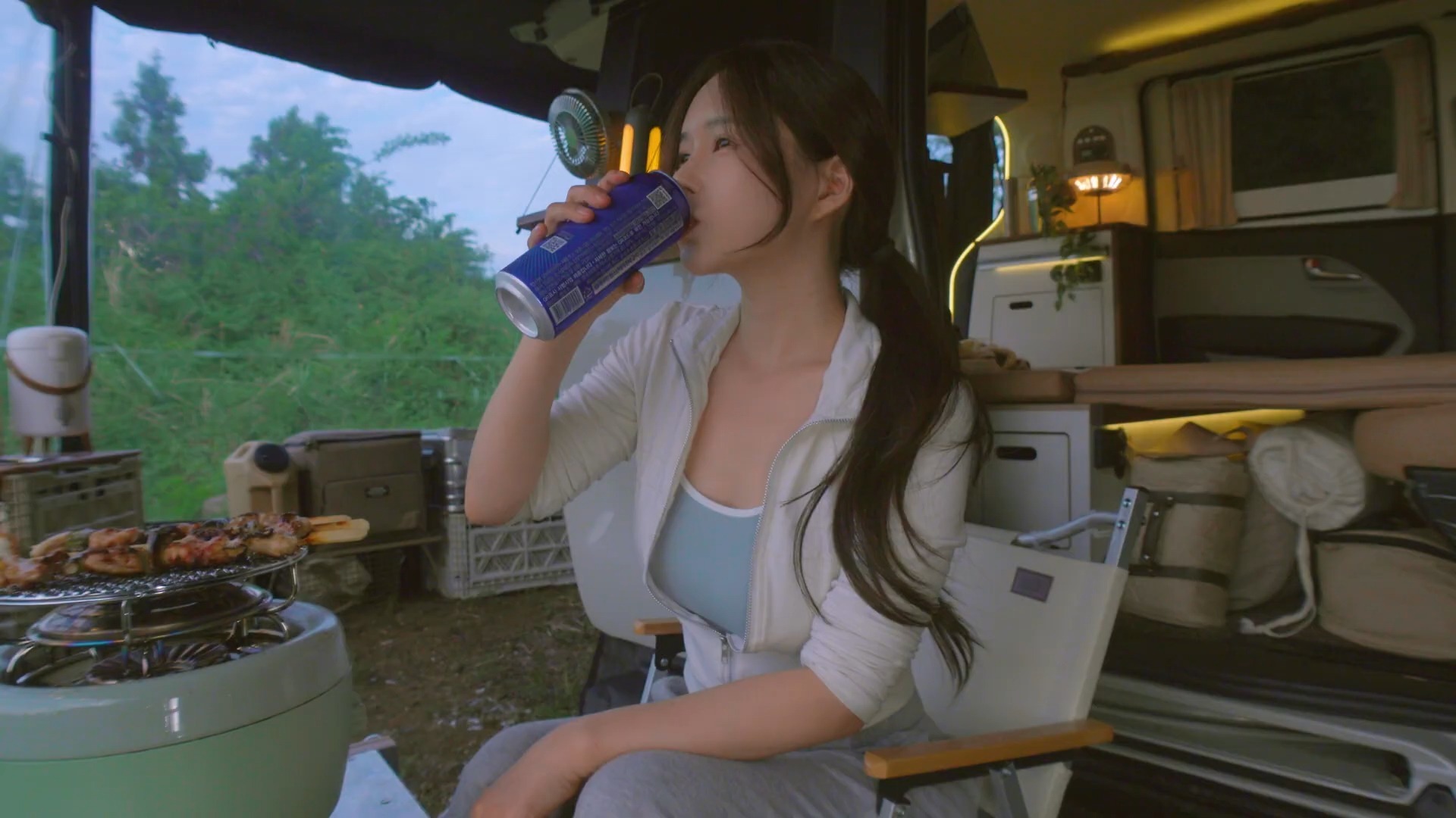 俄罗斯青少年同江研学：剪鱼皮画 享边境风情